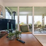 Panoramic Retreat In Borgnaes