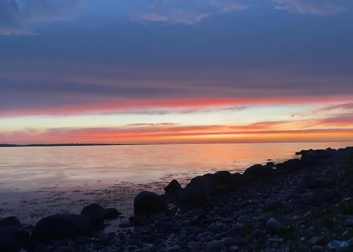 Panoramic Retreat In Borgnaes - By Traum